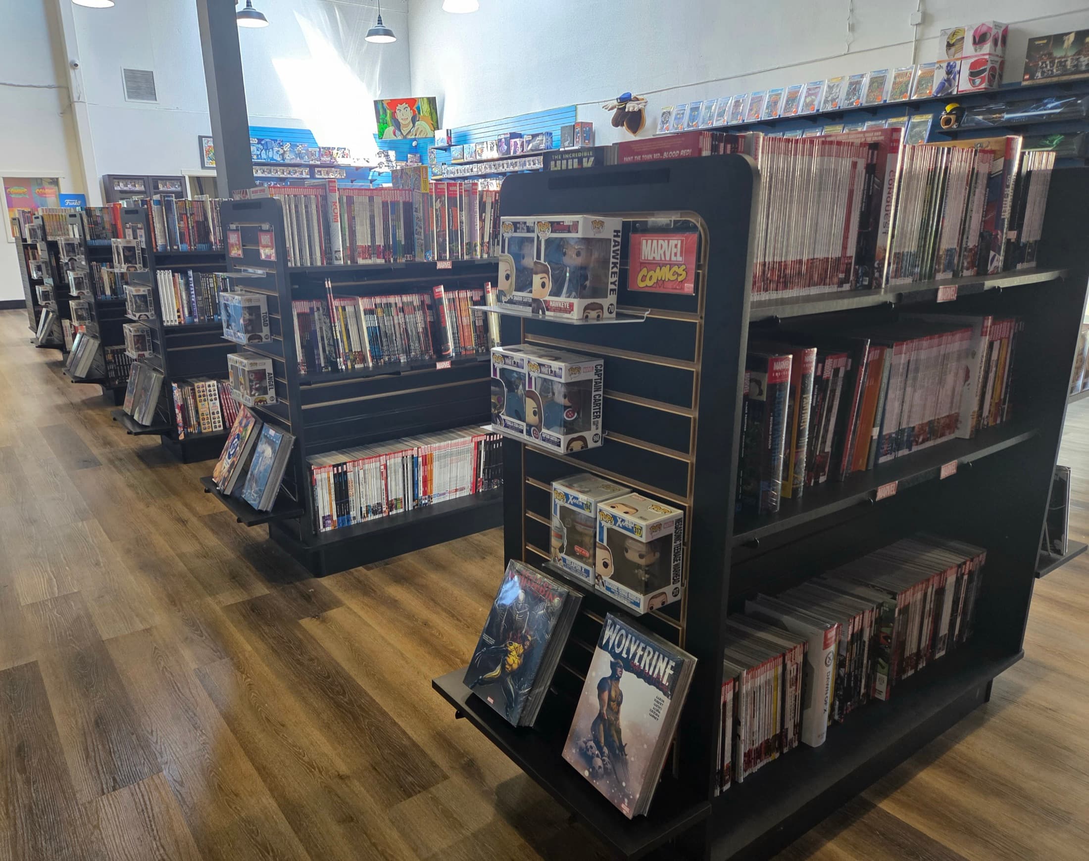 Graphic novels and trade paperbacks at Comiks The Gathering